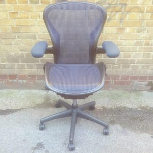 Aeron Chairs – Herman Miller – in Blue